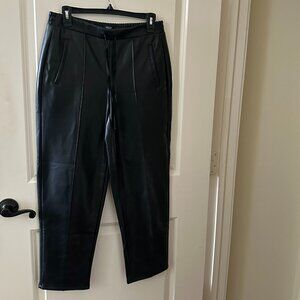 Black Faux Vera Wang  Leather Jogger Pants | Size 8